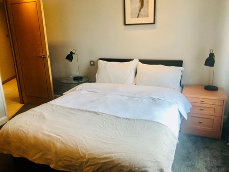 2 Bed Flat, Waterloo Street, LS10 - Photo 3