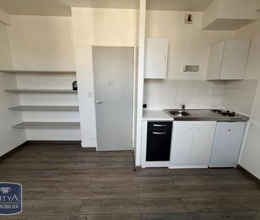 Location Appartement 1 pièce 17m² TOURS 37000 - Photo 2