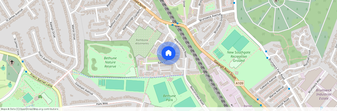 East Crescent, London, N11