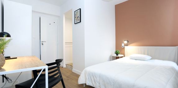 AMIRAL COURBET L Roommate 6 Bedrooms at Brest - Photo 2