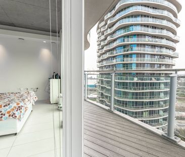 Room in a Shared Flat, Siemens Brothers Way, E16 - Photo 3