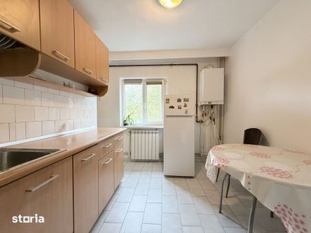 Apartament de inchiriat cu 2 camere, Faleza Nord - Photo 4
