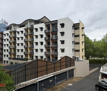 308/130A Mounts Bay Road, Perth, WA 6000 - Photo 4