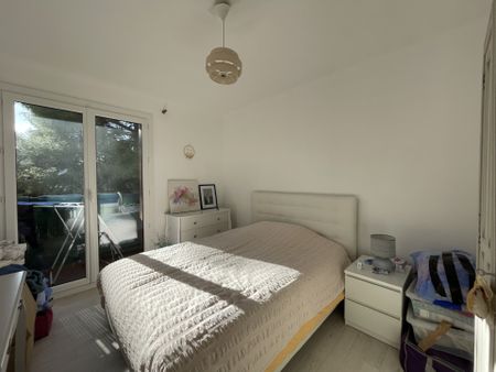 Location Appartement 2 pièces 44m² LA CIOTAT 13600 - Photo 2