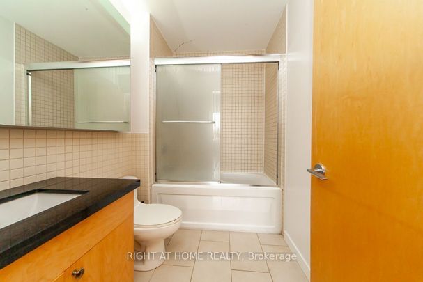 For Lease - 1005 King Street Unit# 917, Toronto, Ontario - Photo 1