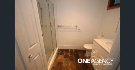 Charming Home In The Heart of Cardiff - Photo 5