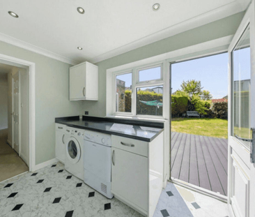 Grenville Close, Waltham Cross, EN8 - Photo 1
