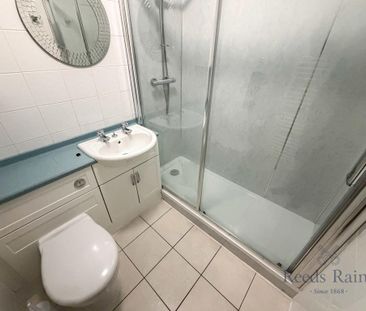 2 bedroom apartment to rent - Photo 6