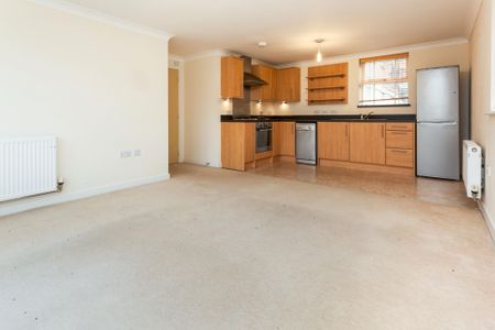 2 bedroom apartment to rent Brooklands, Haywards Heath, RH16 - Photo 3