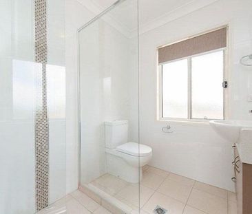 Stunning townhouse - perfect in every way! - Photo 6