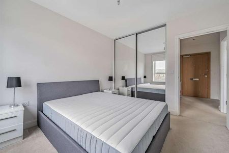 Harlequin House, Padworth Avenue, Reading, RG2 - Photo 4