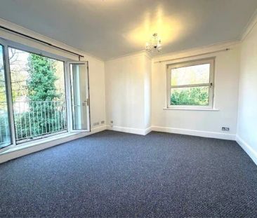 Bishopstoke Road, Eastleigh - Photo 1