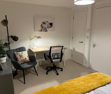 1 bedroom in a house share to rent - Photo 6