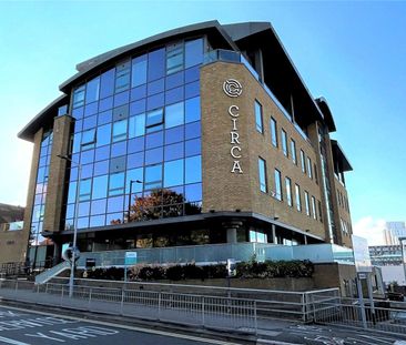 1 bedroom Flat in Circa, Bracknell - Photo 4