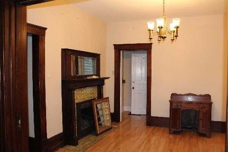 For Lease - 450 Botsford Street, Newmarket, Ontario - Photo 3