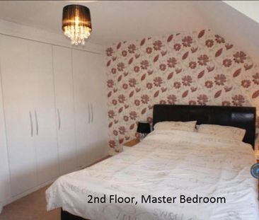 3 bedroom terraced house to rent - Photo 5