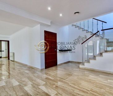 5 room luxury House for rent in Benidorm, Valencia - Photo 2