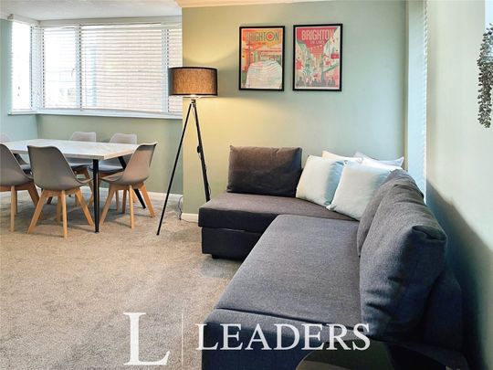 2 bedroom maisonette to rent Brighton Square, Brighton, East Sussex, BN1 - Photo 1
