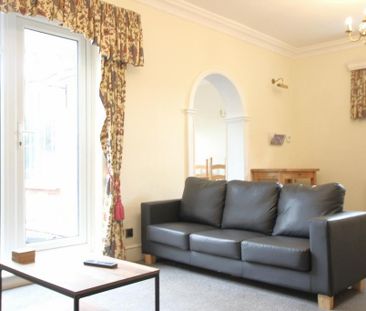 1 bedroom semi-detached house to rent - Photo 3