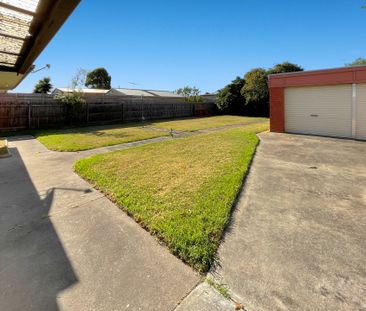 17A Westmoreland Street, St Albans Park - Photo 4