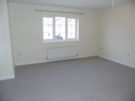 Kings Walk, Mansfield, NG18 - Photo 4