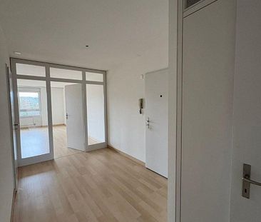 Dein neues Zuhause mit Weitblick - 4.5 Zimmer im 7. OG der Liebrüti - Photo 4