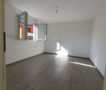 Appartement confortable et confortable dans un quartier bien desservi - Foto 1