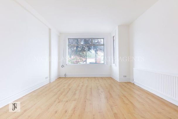 3 bedroom terraced house to rent - Photo 1