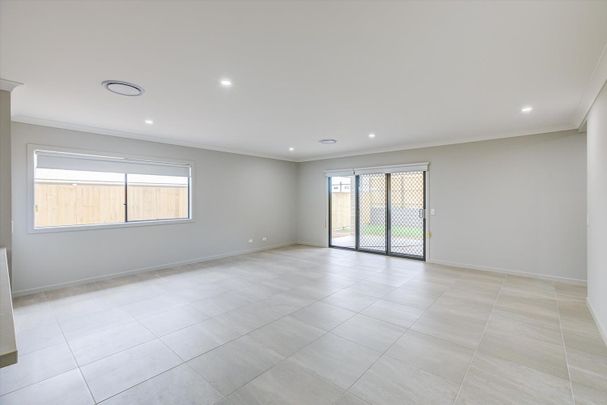 3 Sahara Street, Greenbank QLD 4124 - House For Rent | Domain - Photo 1