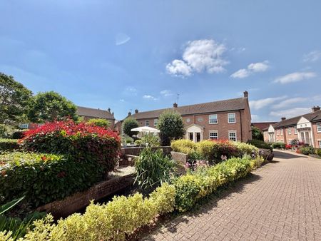 Eastgate Gardens, Taunton, Somerset - Photo 5