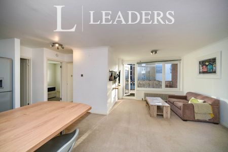 2 bedroom apartment to rent Glynde House, Palmeira Avenue, Hove, BN3 - Photo 2