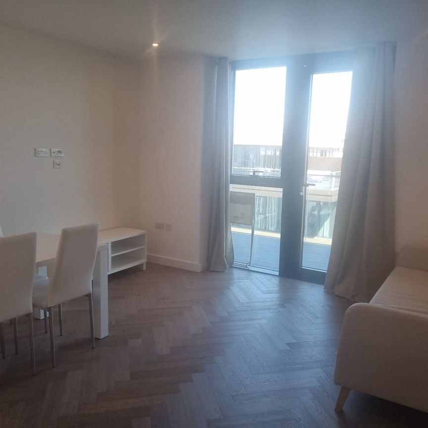 1 Bed Flat, Gauging Square, E1W - Photo 1