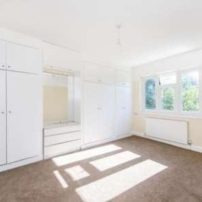 1 Bed Flat, Robinson Road, SW17 - Photo 1
