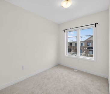 For Lease - 50 Lilac Lane, Thorold, Ontario - Photo 5