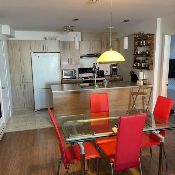 4 ½ à louer – Saint-Jacques type Condo, Electros à donner – 1 420 $/mois - Photo 1