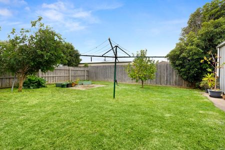 Family Friendly Home, Close to Everything - Photo 3