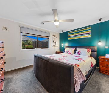 11 Zoe Lane, Officer VIC 3809 - House For Rent | Domain - Photo 6