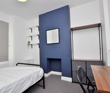 4 bedroom terraced house to rent - Photo 6