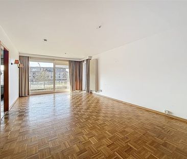 Appartement te huur - Photo 1