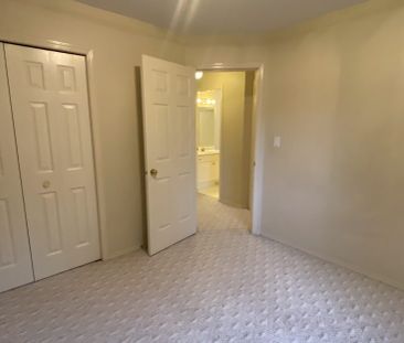 6654 Everest Drive – Upper - Photo 5