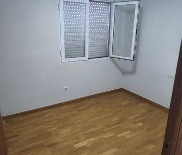Flat - Elche (Plaza Crevillente-Juzgados) - Photo 3