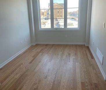 For Lease - 5993 Saigon Street, Mississauga, Ontario - Photo 1