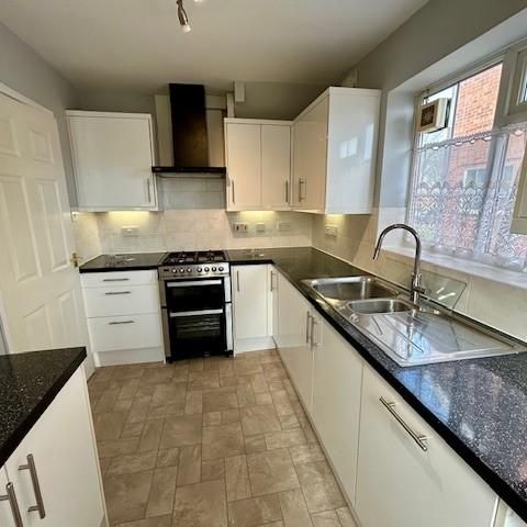 3 bedroom house to rent - Photo 1