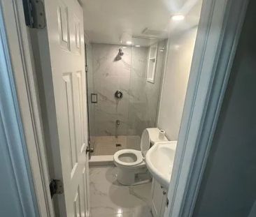 185 Red Maple Road #Basement - Photo 5