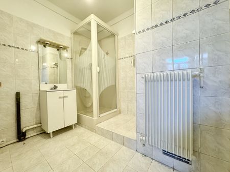 NIMES / COURBESSAC - T3 avec CAVE et PARKING - Photo 2