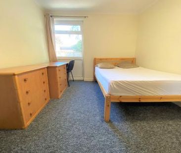 4 Bed Student House - 53 Ulcombe Gardens, UKC - Photo 5