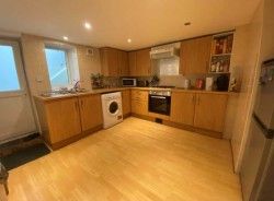 North Road East, Plymouth - Photo 5