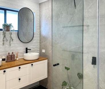 Updated Unit In Prime Location! - Photo 6