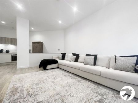 2 bedroom flat to rent - Photo 2