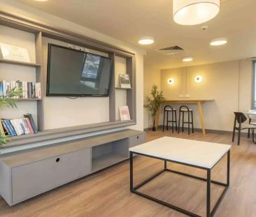 Bronze Studio - Photo 6